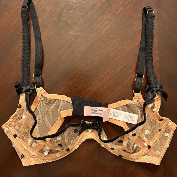 Agent Provocateur Brie Bra and Suspender - Picture 2 of 7